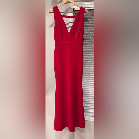 Red Long dress - Picture 4 of 9